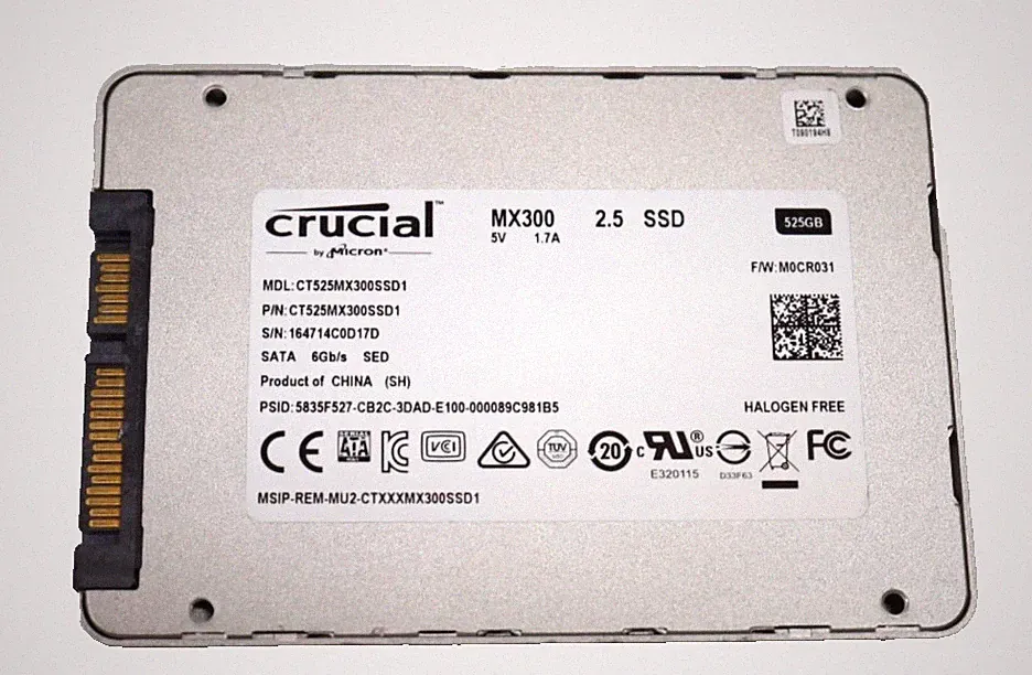 Crucial MX300 CT525MX300SSD1 525GB 2.5" SATA Solid State Drive