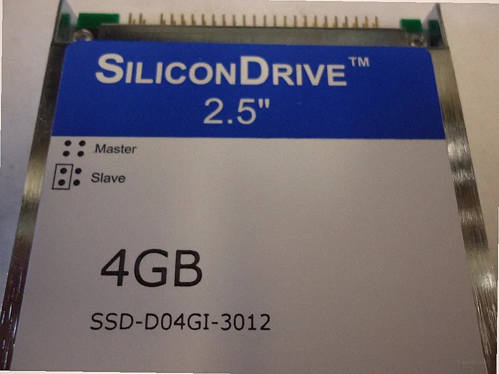 SSD-D04GI-3012, Silicon Systems, Drive 4GB 2.5" solid state drive, BRAND NEW!